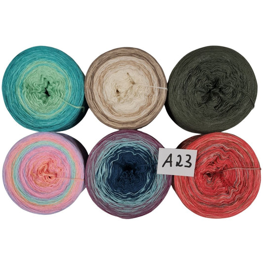 Bobbel-Paket - (A 23 ) - 3+4 fädig-ca. 980g - Kleine Tücher+Patchwork