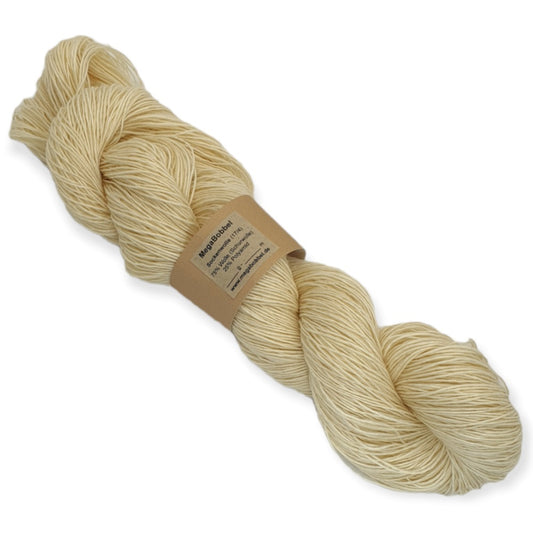 (2) Roh- / Sockenwolle - 75% Wolle / 25% Polyamid (4fädig-17/4)